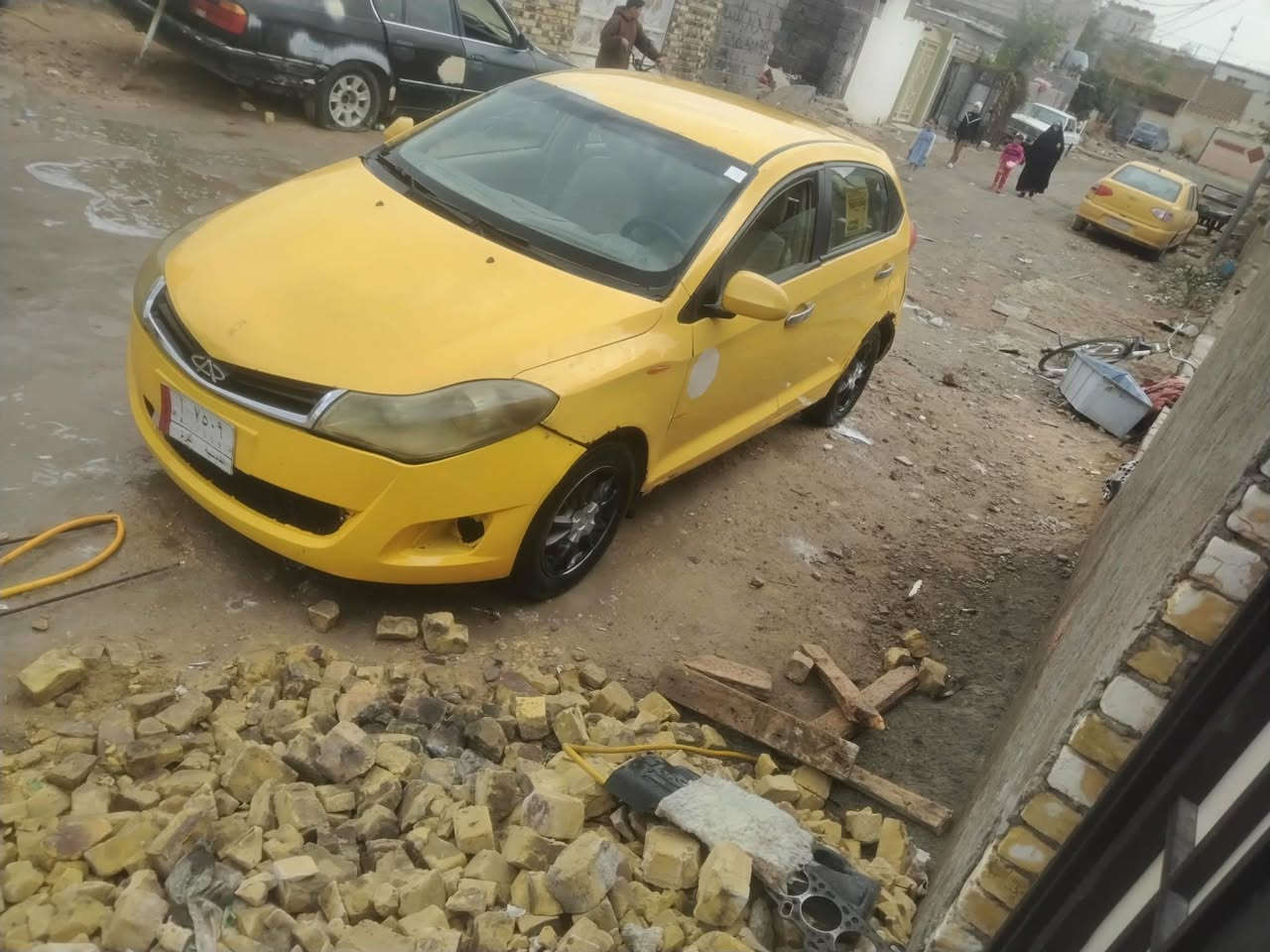 يالله سلام عليكم شباب بيع مستعجل شيري فلاوين موديل 2011 رقم قادسيه الماني تحويل مباشر مكينه وكير انضاف حداديه  نضيفه تخم تاير نضيف كهربائيات شغاله سياره حلوه ومرتبة ترايك وين ميعجبك اسعر 12 وبيه مجال بصيط مكاني نجف شارع المطار ***********
