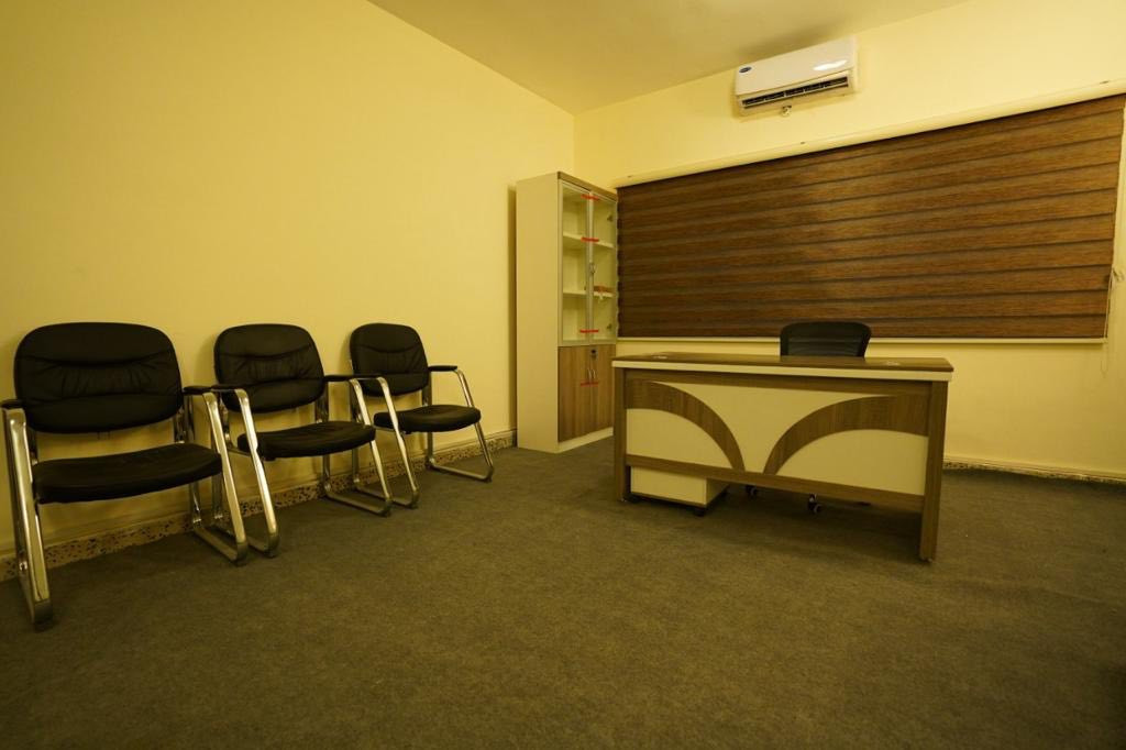 تحية طيبة بيت للبيع ١٠٠٠متر الموقع الاميرات المنصور قرب السفارة التونسية
***********
