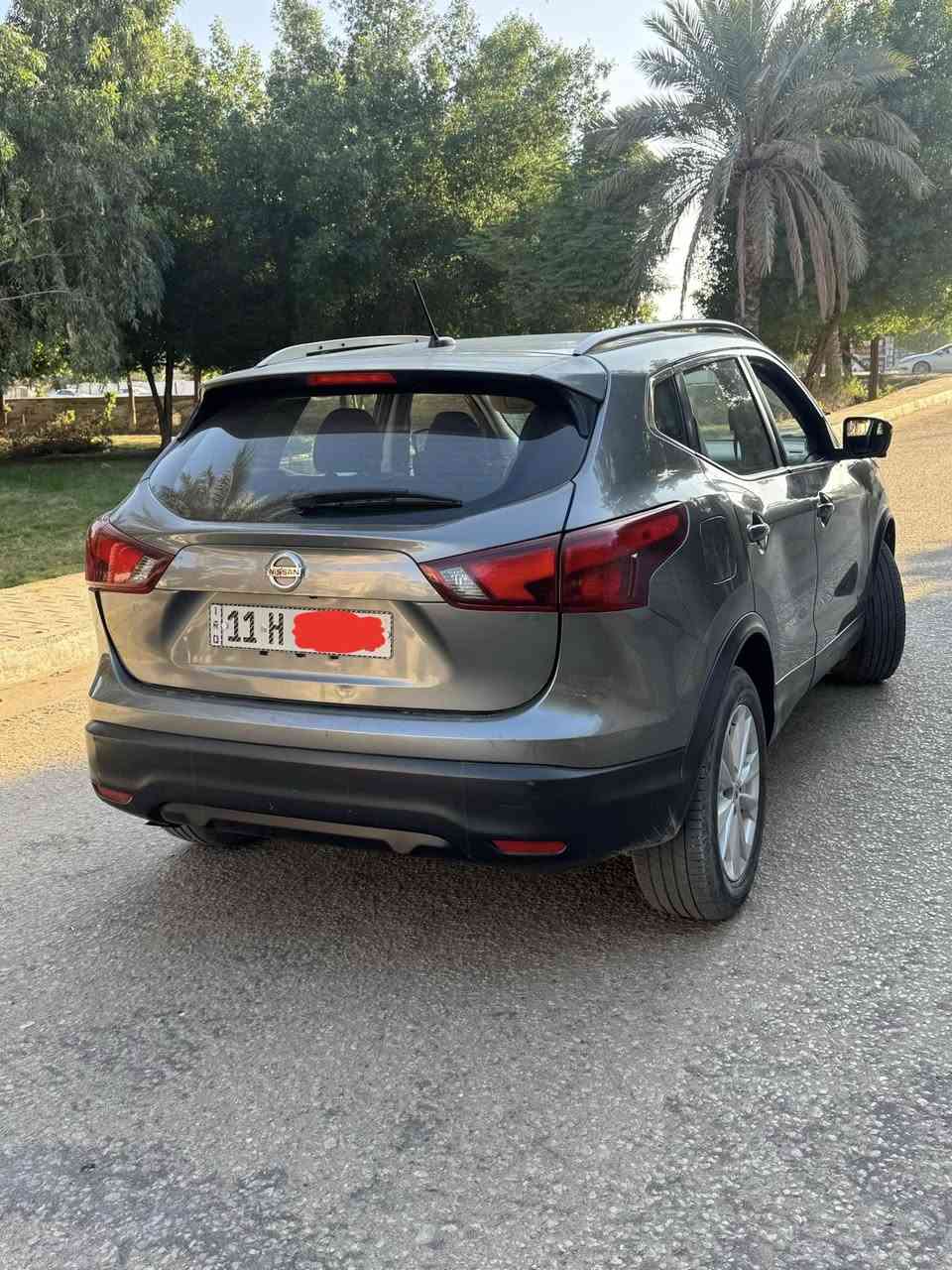 نيسان روج 2017 كلين بدون لا ضربه لا صبغ ولا تبديل مكينه كير مكفولات فوول مواصفات خنك كشنات كهرباء تدفئه تبريد ستيرن تدفئه تبريد سياقه ذاتيه رادارات خمس كامرات بصمه رقم بغداد باسمي 141$ مكاني كربلاء 
***********
