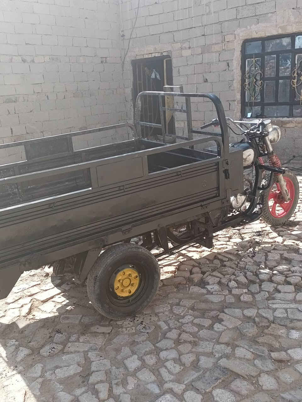 سلام عليكم ستوته اللبيع جمره موديل 2019جاهزه وين مايعجبك بدون وراق سعر 750وبيها مجال العنوان الديوانية قضاء الحمزه الشرجي قرب صيطرت الطابو ***********$***********
