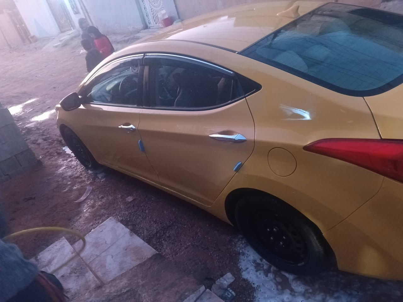 السلام عليكم ارنتره مديل 2011وارد امريكي بيه بس باب مبدل والباقي مكفول مكينه1800 كير حداديه خير من الله السعر 90وبيه مجال بسيط *********** المكان نجف كوفه
