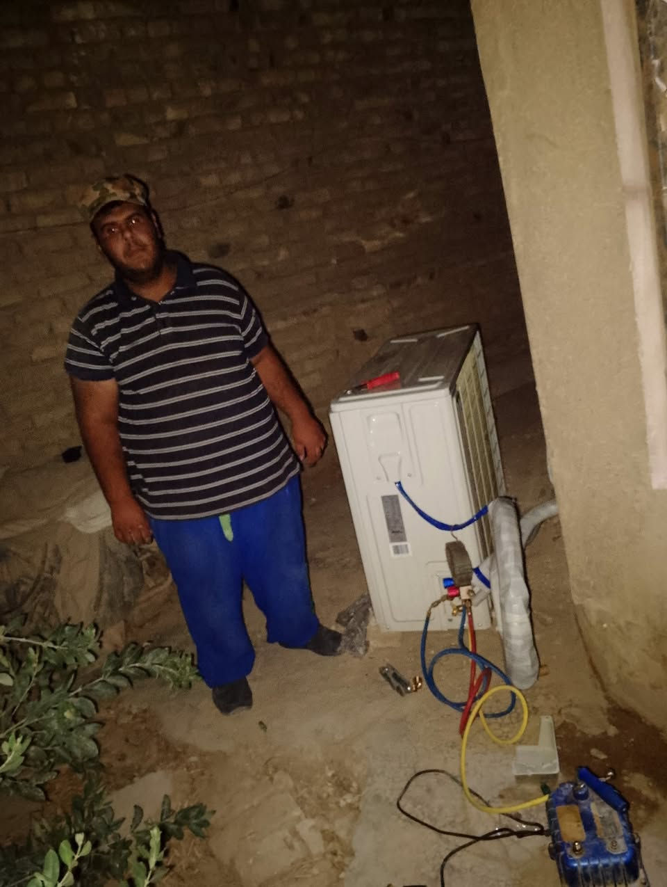 أ
نصب سبالت   وصيانه و تنظيف كافة أنواع أجهزة التبريد موقعياً و بكادر متخصص مع الضمان  .. 👷🏻‍♂️

يعنى عندك صيانة أو تنظيف لا تحتار   سبلتك مابي برودة لا تحتار سبلتك دفع الهواء ضعيف لا تحتار، إتصل بينا و راح نجيك لباب بيتك .. 
توصيل موجود 
عطل كهربائي 
تثبيت بردات 
تنصيب بلازمه 
تنصيب ستلايت 
تبدل حنافيات 
تبدل ماطور ماي 
تأسيس تانكي 
تأسيس كيزر
عندك باب لحيم شبابج لحيم
يوجد كادر 🫩🫩هسه يعلقون 

   ماعليك فقط الاتصال بمركز خدمة العملاء  على الواتس اب  
***********

🟥  تنظيف موقعي  لجميع الدوائر والشركات مع الضمان 
🟥 صيانة - شحن غاز مع الضمان - نصب - غسل 
عمل فاكيوم ..
فدوه ...فدوه .فدوه ...باب رزقنا متابعه للحساب
