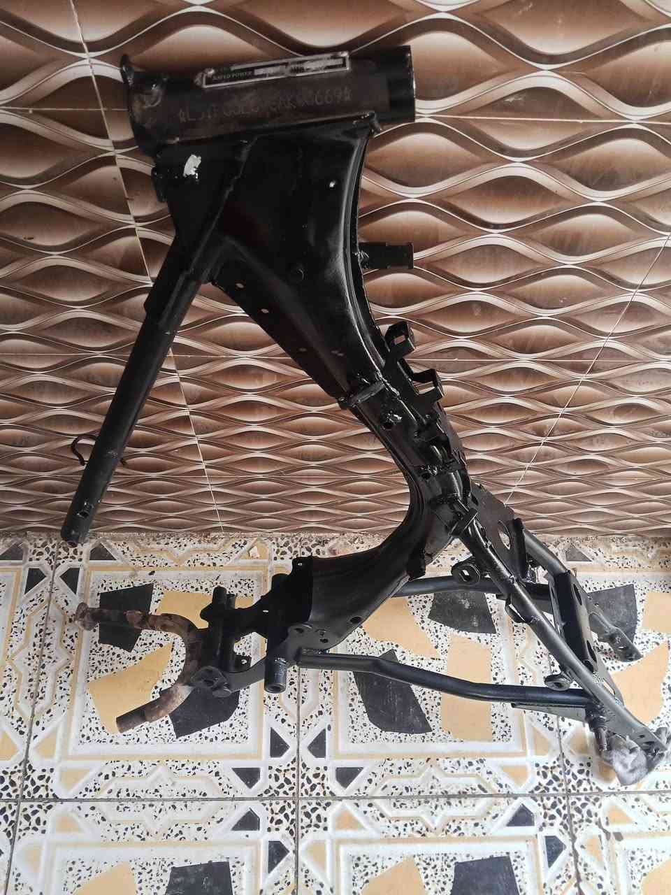 شاصي نامه متياز موديل 16 رقم شاصي وبليته اصولي كامل لافطر لالحيم لاعواج مكفول مصبوغ حراري وجاهز جيب وشد بوريه رفيعه بلادي للبيع السعر 325 مكاني ناصريه مركز ثوره
***********  حجي علي
