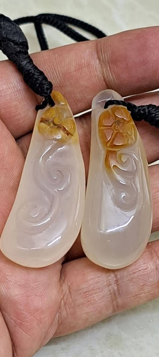 عطف بري  +  عقيق دخاني     سعر القطعة ٢٥ الف


**إذا كنت صاحب هذا الإعلان وتريد حذفه لأي سبب، رجاءا أرسل رسالة إلى الدعم الفني**