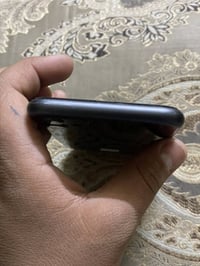 11عادي للبيع الجهاز نضيف ذكره٦٤بطاريه ٩٩ وكآمل مبدل كلاسه مال شاشه ولي...