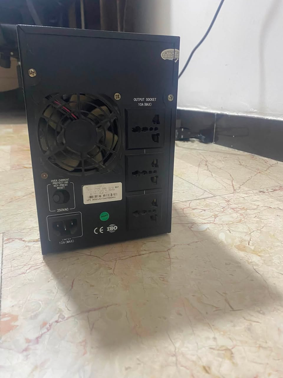 3000 Ups للبيع استعمال قليل اونلاين
واتساب 
***********
