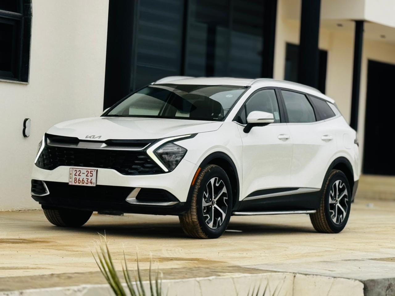 كيا سبورتاج هايبرد 2023 – فئة EX رقم كاتي تترقم شمالي
• صبغ: جاملغ + باب دواخل سليمة
             ايربكات سليمة 100% 
 • تعديل بارد PDR للباب الخلفي 

      المواصفات
 • بصمة تشغيل + هاند بريك إلكتروني تشغيل عن بعد 
     • هاند بريك بصمة
 • كاميرا خلفية
 • لايتات LED أمامي وخلفي
 • رادارات جانبية Blind Spot
 • رادار امامي (تحديد مسار + تنبيه  تصادم+ ايقاف ذاتي

     •     دوسات جانبية بلادية
 • كشنات جلد
 • تدفئة كشنات + هيتر استيرن
 • كشنات كهربائية 
 • شاحن وايرلس
 • شاشة كبيرة
 • دشبول ايباد
 • تبريد قطعتين
     •  ويل كب كروم
     •   شفتات استيرن
 • حساسات خلفية  Auto Hold

 • أربع أنظمة قيادة
 • نظام نزول من المرتفعات
 • كير ماوس

     السعر 195 

📍 العنوان: أربيل – عنكاوا

*********** واتساب 
*********** واتساب
