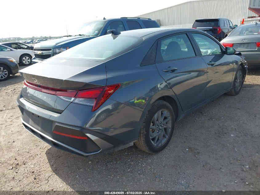 الانترا  دخول جديد لون سمنتي رقم شهداء ذي قار حادثه مرفق بصوره بيه كلير الدير الخلفي وشويه مل باب من امريكيه موديل 2024قبل سبوع دخناه هزه السعر 155وبيه مجال قليل بدون قطعه تبديل كفاله شواصي ومكينه وكير
اللتواصل على هاذه الرقم ***********
