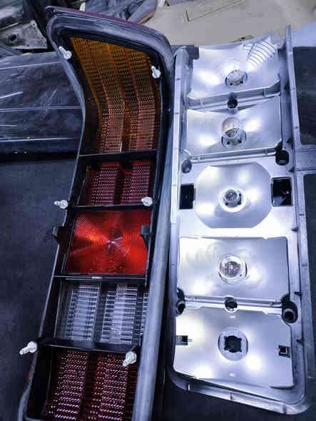 السلام عليكم حبايبي متوفر بگلايت دب جامبو 190 طيارين شبح غواصه سي 200 عنوان كركوك  متوفر كافه المحافظات تحياتي***********
