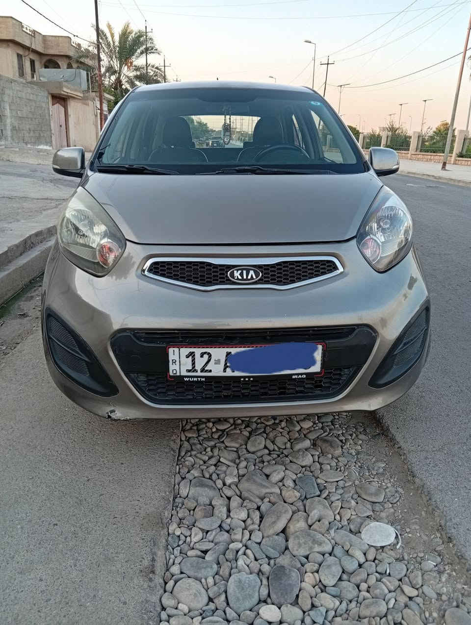 * كيا بيكانتو 2012 للبيع او معارضه بتكسي اكسنت او ريو 
رقم نينوى مسطره 

* ظررها مبدل بوند وراس الجاملق بارد مبين بالصور

* محرك بي صرف 

* السعر 71 وبيها مجال 

((***********))
