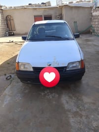 اوبل كاديت • رقم ألماني • محرك وكير شرط