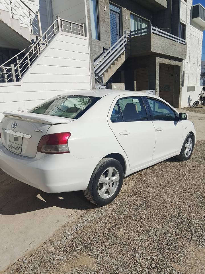 توێتا یارس   مۆدێلی 2009

گێڕ ئۆتۆماتیک
فول مواسەفات   
چوار جام کاڕەبا
ئاوێنە کارەبا
Abs
٣ سویچی لەگەڵە
دوو دەستی کردوە بە لە سفرییەوە

٣ پارچە  و ٢ پەڵەی بۆیاخی هەیە
پێش و پشتی کەپسە
سەنەوی تازەیە 
گێڕ و مەکینە و تەقە و ڕەقەی بەشەرت 
 ماڵی دۆستە

نرخی 87 گەڵا 
*********** السليمانية, العراق
