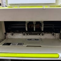 طابعة • عليها مجال