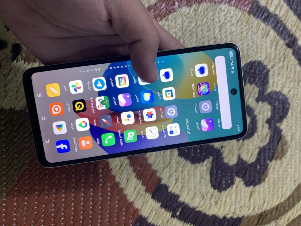 السلام عليكم
تكنو سبارك كو 2024
ذاكرة 64 عشوائية 2+3
بطارية 5000mAh
كامرة خلفية 13M
كامرة امامية 8M
للبيع السعر 100الف قفلل 
العنوان الرمادي حي البكر قرب النادي الملكي 
للاستفسار اتصل ***********
