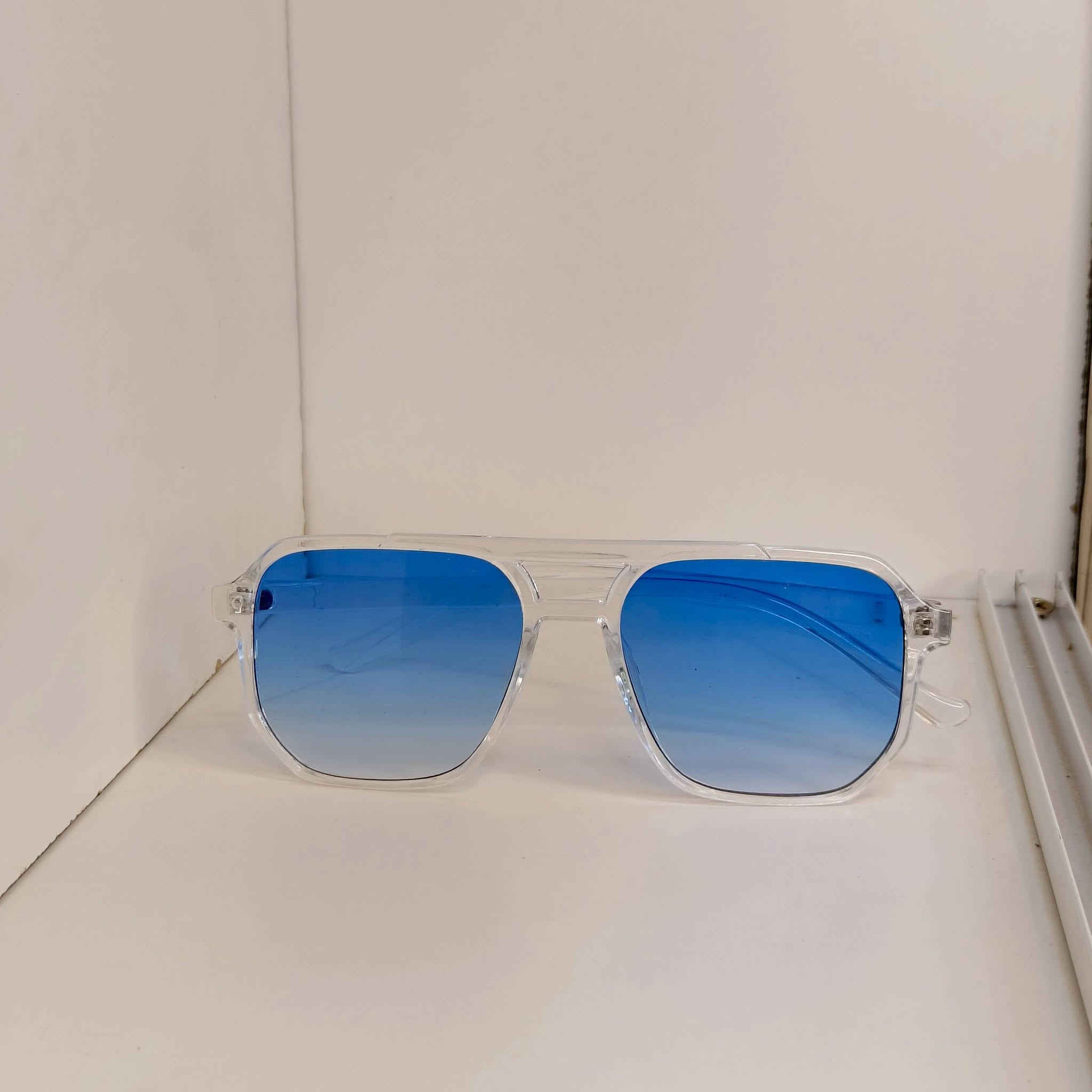 نظارات رجالية + نسائية بأشكال وتصاميم متنوعة
ذات جودة عالية وتصميم انيقة تليق بكل الاطلالات 
عنوان المحل / واسط قضاء الحي _ تقاطع شارع البالات


**إذا كنت صاحب هذا الإعلان وتريد حذفه لأي سبب، رجاءا أرسل رسالة إلى الدعم الفني**