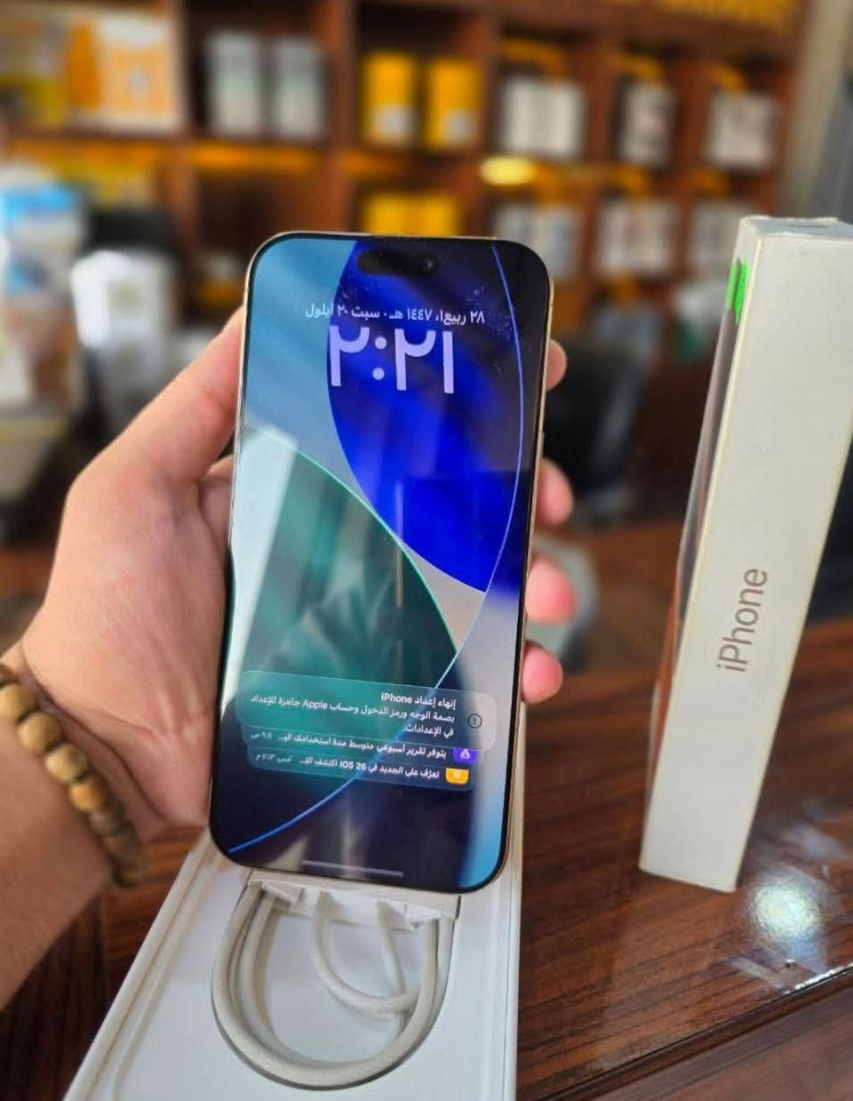 بالقسط 
ايفون 14 برو ماكس دبل ذاكرة 256 وضع الشركة 
بطارية 100٪ نظافة 100٪ قطعة وحيدة فريدة 
*********** اتصال او واتس
