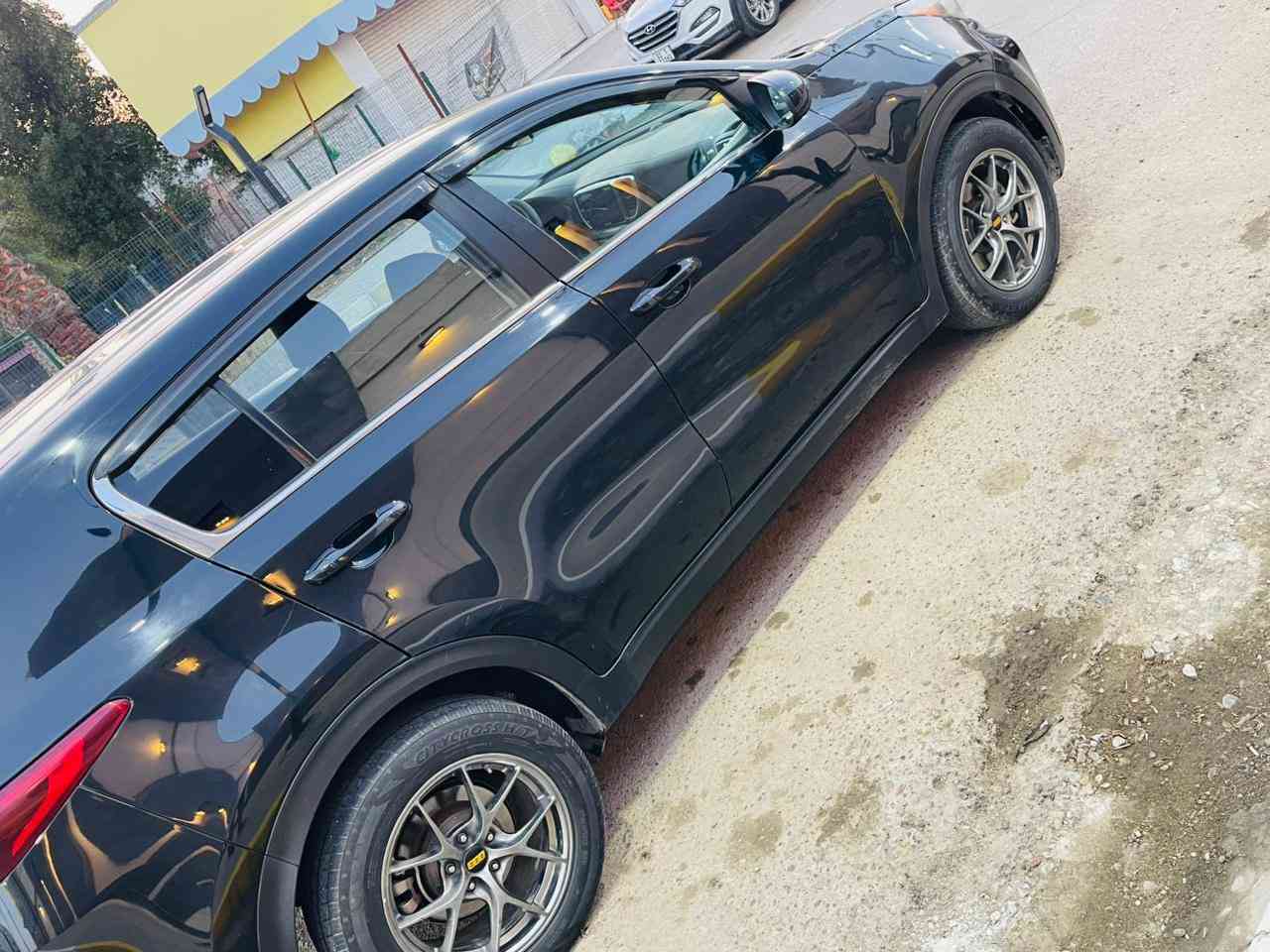 سلام عليكم للبيع كيا سبورتج
موديل 2020 لوون اسود 
ضرر جاملغ وحافه البنيد 
رقم اربيل باسمي نص فول 
شاشه 
حساس 
فور ويل 
مود  درايف 
تحكم جهتين 
كير محرك مكفول 
العنوان بغداد البلديات 
السعر 145 وبي مجال 
***********
