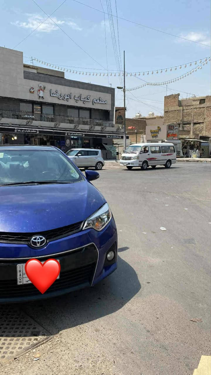 سلام عليكم كورلا 2014 وارد امريكي حادثها بنيد وجاملغ فقط
سياره فول مواصفات 1/1
محرك وكير مكفول حداديه نص ونص 
تبريد شغال خير من الله سياره برغي مناقصها مكاني بغداد السعر ١٢٠ وبيها مجال 
***********
