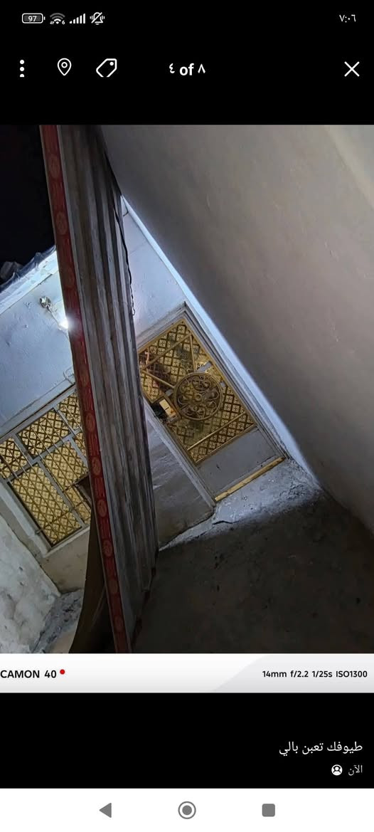 السلام عليكم بيت تجاوز للبيع ماعليه كص نهائي بلعسكري حي الزهراء يحتوي على غرفه ومطبخ وصاله واستقبال وطارمه وترك ودرج وفوك غرفتين ومساحه سطح كبيره مساحته 125كلشي ماعايز


**إذا كنت صاحب هذا الإعلان وتريد حذفه لأي سبب، رجاءا أرسل رسالة إلى الدعم الفني**