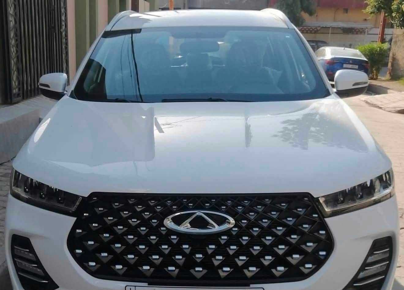 تيكو 7برو بلكن سيارة فول مواصفات
موديل السيارة 2024 
 
محرك 1500 تيربو 
السيارة ماشية 57005كم
بيها ضمان من الشركة6 سنوات
السيارة مكفولة كفالة عامة
رقمها ميسان
السعر 130
رقم الهاتف ***********
