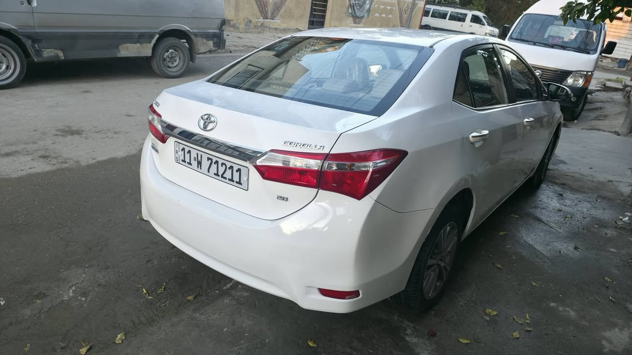 السلام عليكم..
كورولا خليجي limited  شركة ساز للبيع فقط 
موديل 2015 محرك 2000ss غير مفتوح بوضع الشركة
صبغ الدعامية الامامية والخلفية مع هلال الجاملغ الخلفي فقط
عداد المسافة 151 كم 
المواصفات..
فتحة سقف.  تشغيل بصمة . كشنات جلد . تحكم سترين  كروس سرعة . تحكم تبريد شاشة . المرايا طي اوتو . وباقي المواصفات المعروفة
ملاحضة* نصف القمارة متعرضة الى حالوب 
السعر 145 $ 
السيارة بأسمي وجاهزة دون اي نقص 
العنوان بغداد الشرطة الخامسة زيد ***********
