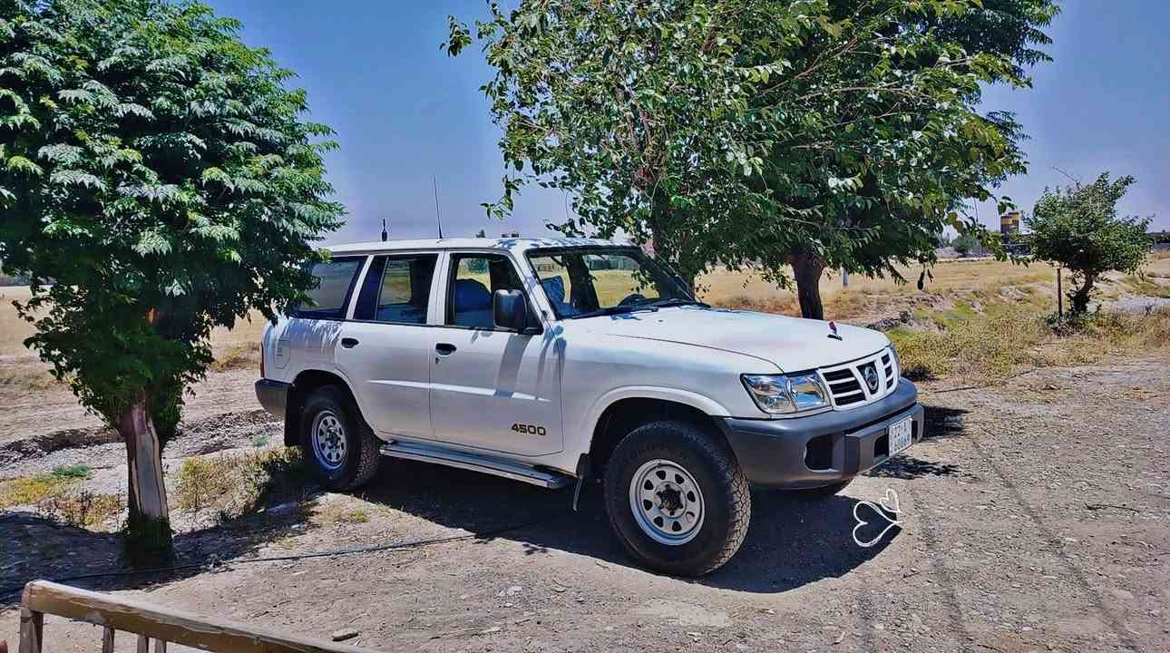 نیسان بترول 2001محسن 4500رقم اربیل بسمی سنویە رقم جدید بی بطاقە بنزین  علیهە منضومە غاز 130لتر اربع تایرات ویالات جدد دواخل جدید کاربایات کلە شغال تبرید شغال ثلج للبیع مراوسە حسب قناعەسعرە110بی مجال قلیل ***********علیهە واتس اپ
