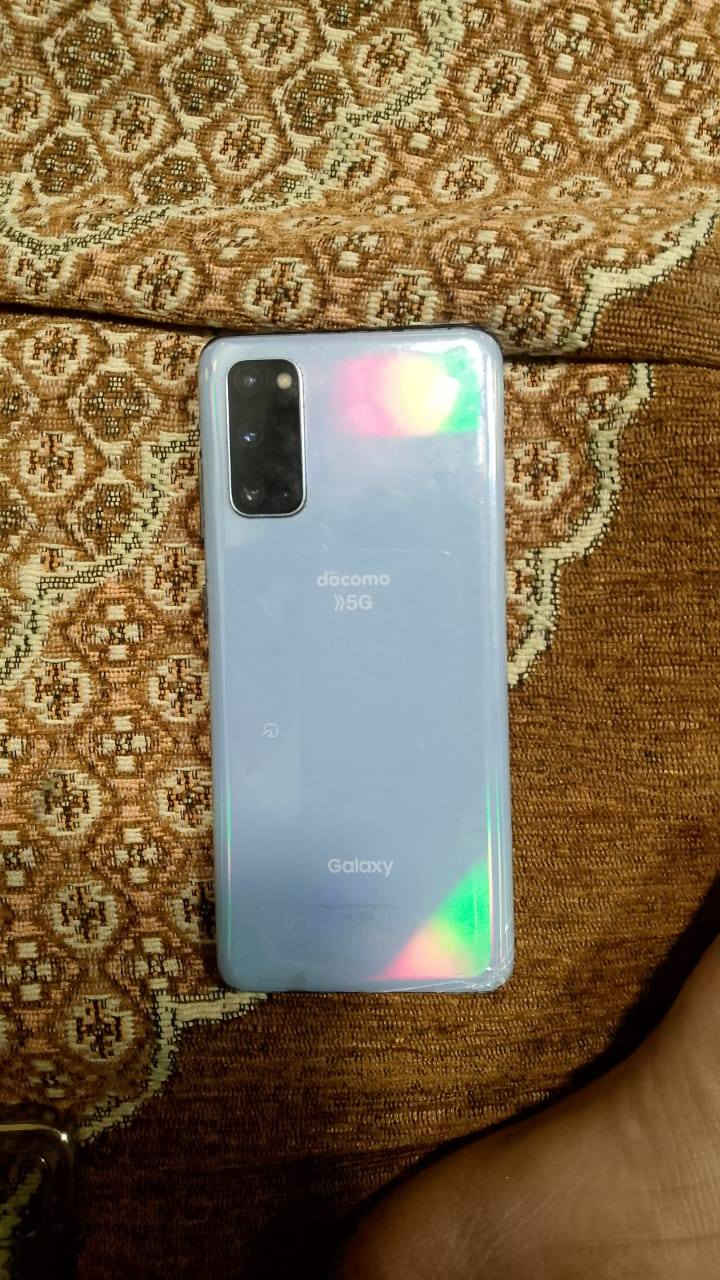 جهاز كلكسي  s20 5g
الشاشة6.2 بوصة - 1440x3200 بكسل 
الذاكرة الداخلية128 جيجابايتالرام12 جيجابايت
الكاميرا12 + 64 + 12 ميجابكسلال
معالجSamsung Exynos 990
البطارية4000 مللي أمبير

السعر اخو البلاش ٢٢٥ الف  مكان البياع 
*********** واتس اب
