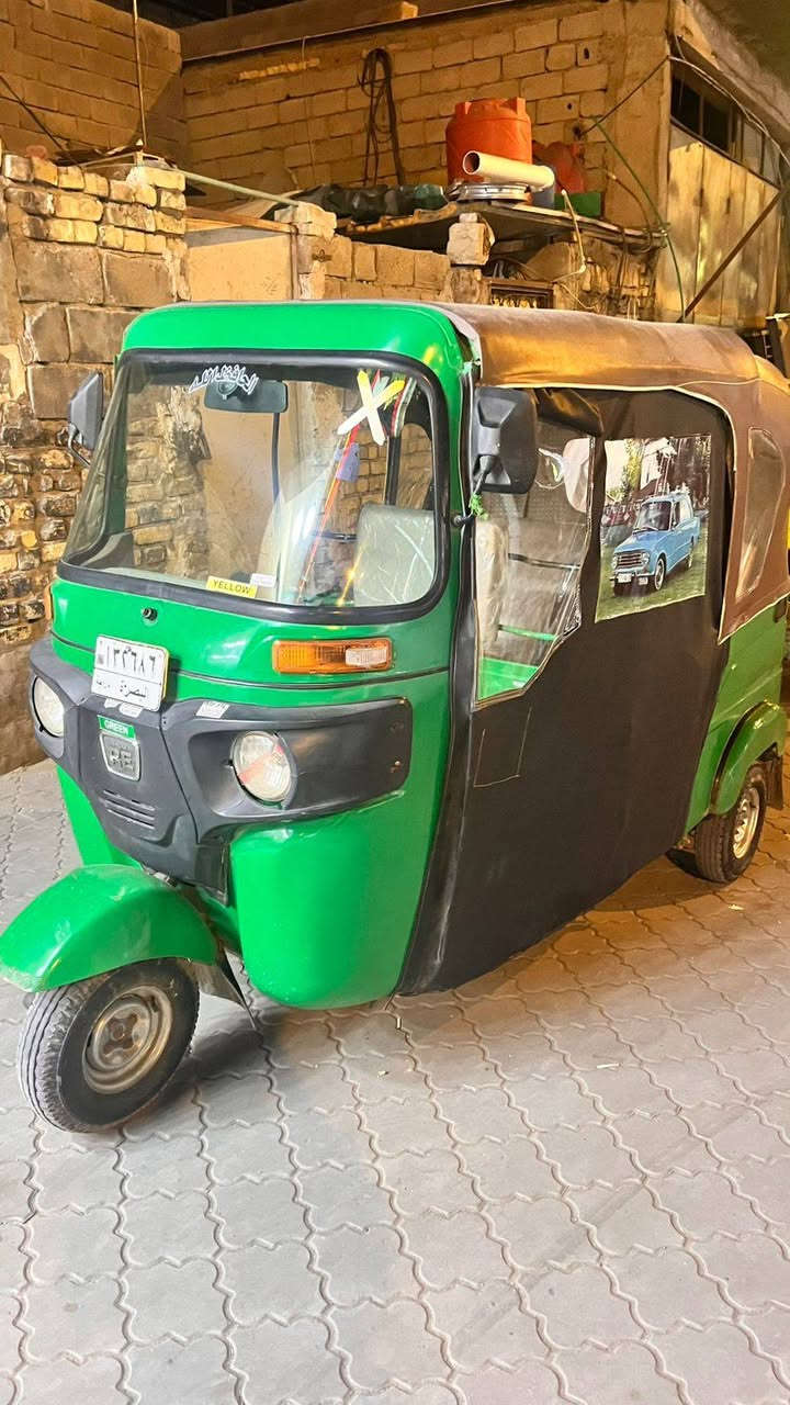 السلام عليكم تكتك باجاج 22 داخلة على 23 مضلع كفالةة مكينه جسد بي ضربة بلغد راجعة بارد ماتبين تخم تاير جبلي كهربائيات كاملة السعر 8ونص وبيها مجال قليل الرقم *********** .
