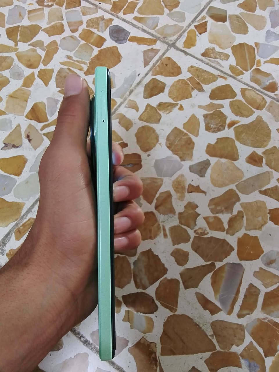 موبايل ZTE  Blade V70 Max
ذاكره: 256
الرام : 10+4
المعالج : 120 هرتز 
البطاريه : ,6000 يدعم الشحن السريع 
الكامره : 50 ميكا بكسل 

الجهاز حيل نضيف 

السعر : 140 
تواصل عل خاص 
Mostfa Mostfa


**إذا كنت صاحب هذا الإعلان وتريد حذفه لأي سبب، رجاءا أرسل رسالة إلى الدعم الفني**