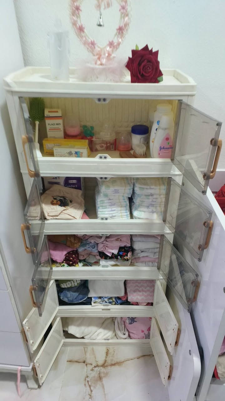 السلام عليكم
من رخصة مسؤول الكروب 

عندي اغراض اطفال حابة ابيعهم وبسعر مناسب.. ابيعهم مجموعه مو مفردات.. واللي حابة تشتريهم تعلقلي وتدخلي ع الخاص 
كنتور طفل بابين.. وسرير طفل.. ومجرات او ابواب هي بالاحرى نايلون قوي مثل الاكرلك.. سعرهم 150 كلهم.. مكاني ديالى بعقوبة 7 نيسان 
**سبب البيع.. اطفالي كبرو وكامو ميكفيهم الكنتور.. اما السرير نهائيا ما نامن بي


**إذا كنت صاحب هذا الإعلان وتريد حذفه لأي سبب، رجاءا أرسل رسالة إلى الدعم الفني**