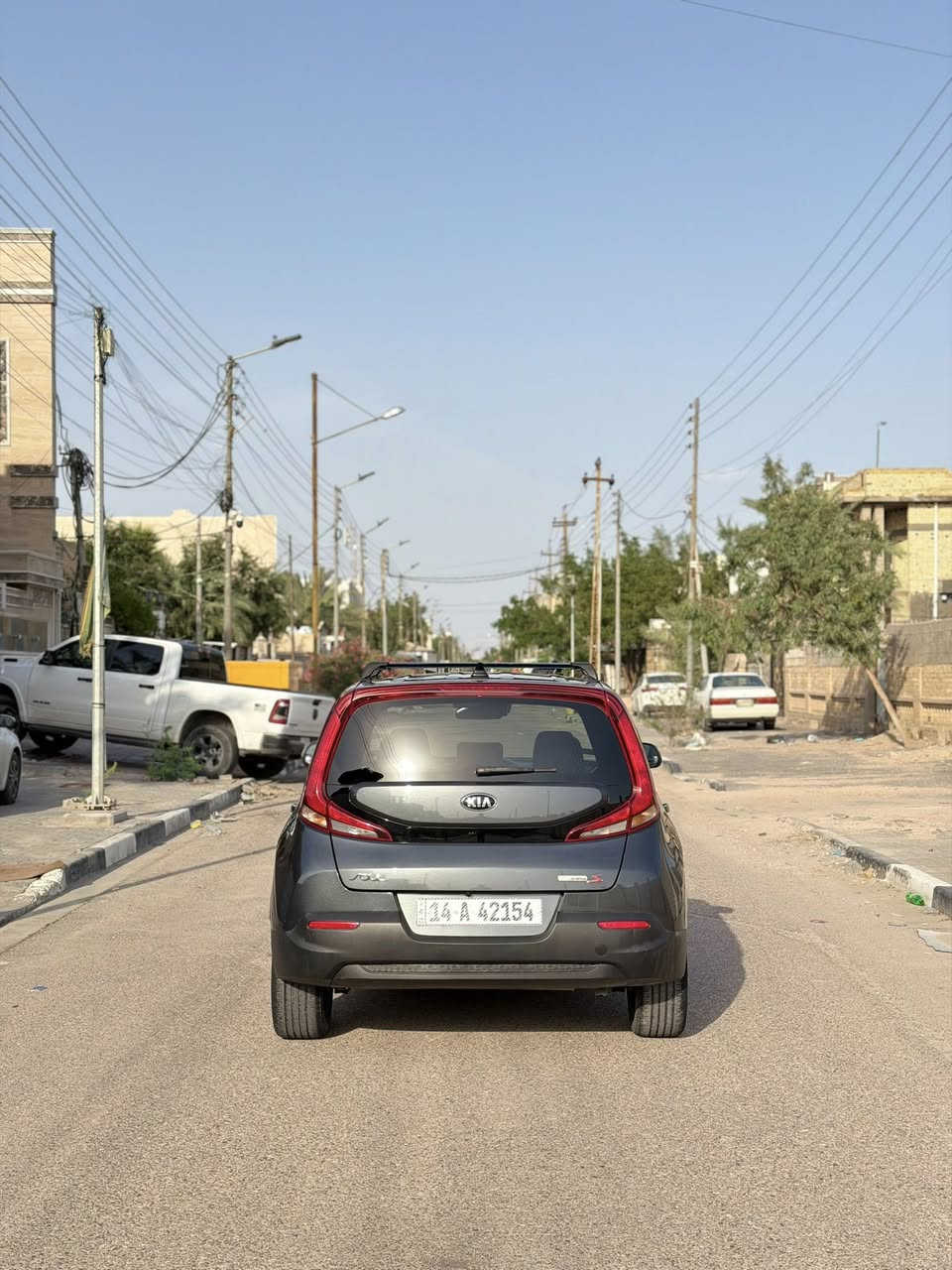 السلام وعليكم كيا صول 2021
وارد أمريكي ضرر سياره بنيد. بارد قليل بخشم جاملغات الاماميه 

السياره مواصفات S 

رادار امامي 

رادارات خلفيه 

نقطه عمياء 

كأمره دواره 

شاشه تدعم ابل كاربلي 

ثلاث وضعيات قياده 

كرسي السايق كهرباء 

لايت عالي ناصي LED 

مثبت سرعه /

السياره جاهزه ما بيها نقص 

مكان السياره بصره المعقل قرب الساعه 

للتوصل 

***********

***********

ملاحضه انا مكلف بل نشر الشراي يتصل على صاحب سياره

