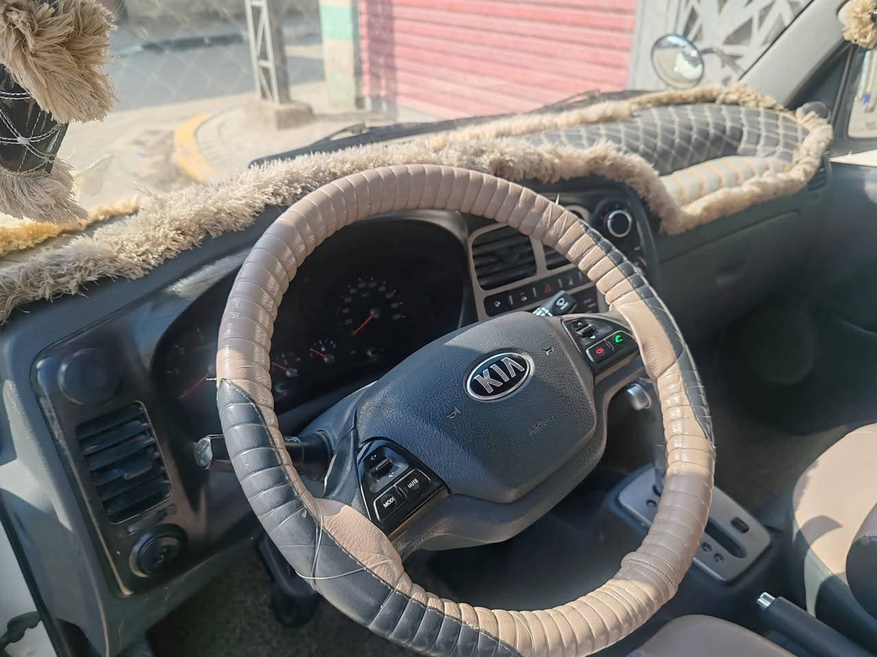 السلام عليكم كيا حمل دبل قماره ٢٠١٩ رقم بابل مشروع وطني مسكر اوتوماتيك السياره ما متعوبه ماشيه ٨٥ مكفوله من الضربه والصبغ عده رصعات بسيطه مكان البصره بسمي السعر ١٦٥ مراوس دبل قماره أحدث نيفاره او فلاونزه السياره مدفوعه ضريبته لل ٢٠٢٥


**إذا كنت صاحب هذا الإعلان وتريد حذفه لأي سبب، رجاءا أرسل رسالة إلى الدعم الفني**