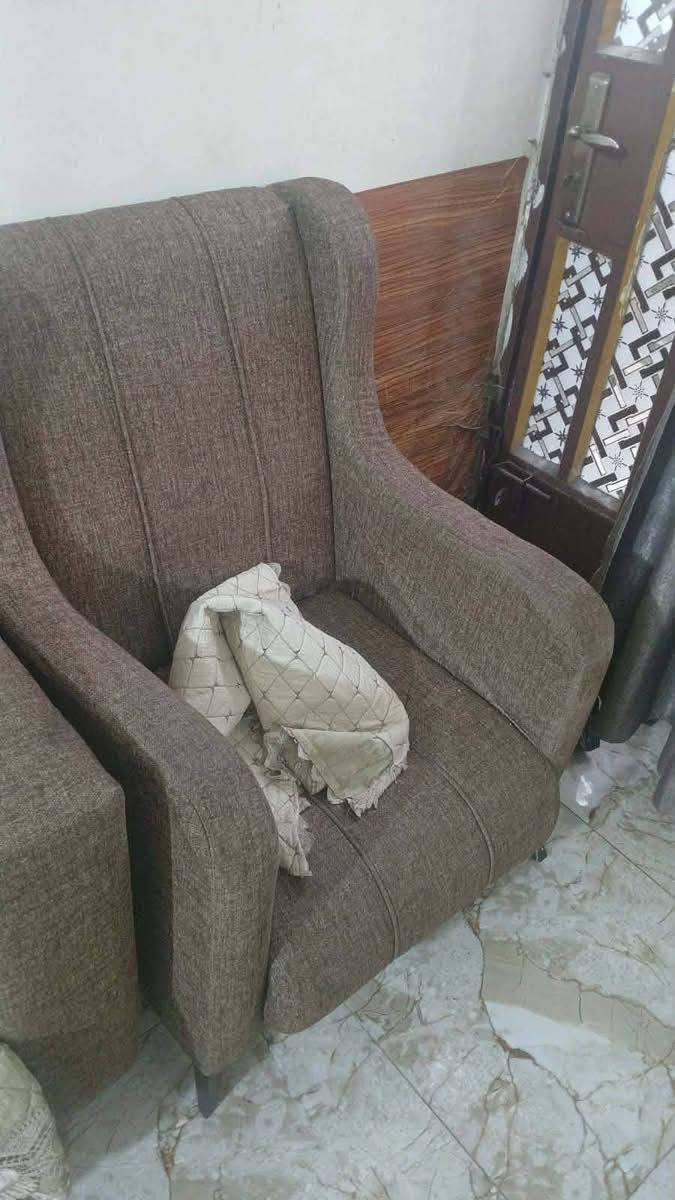 غراض للبيع مكان دوره اكو توصيل ***********
