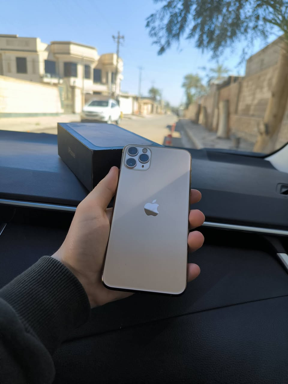 Iphone 11 pro max
64gb
دبل سيمكارت شرق اوسط 
نظافة فول مكفول ما مبدل بيه شي 
بدون شخط او فطر
بطارية 67 
شحن يوم كامل
310 الف 
للاستفسار ***********
