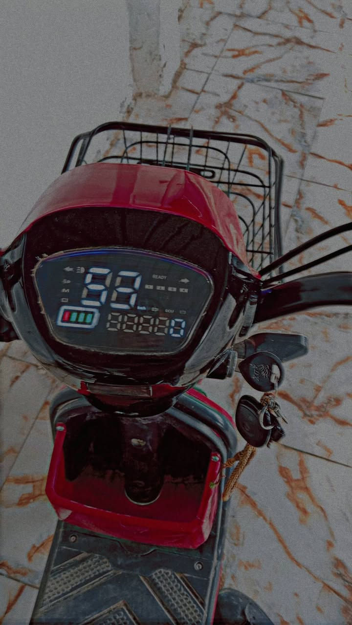 دراجه شحن للبيع سعر 230 قفل نضيفه وجديده رقم *********** عنوان بابل المسيب
