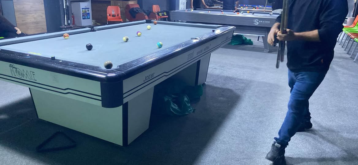 بلیاردی کانی ئەم دوکانە بۆ فرۆشتنە 
بای ٩٥ گڵایەو مەعمەلە 
***********
نونیشان کەلارئاوارەکان بەرامبەر مۆتەخانەی شایەن كالار, السليمانية
