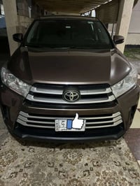 للبيع تيوتا هايلندر موديل 19 امريكي كلين السياره كفاله عدا الدعاميه صب...