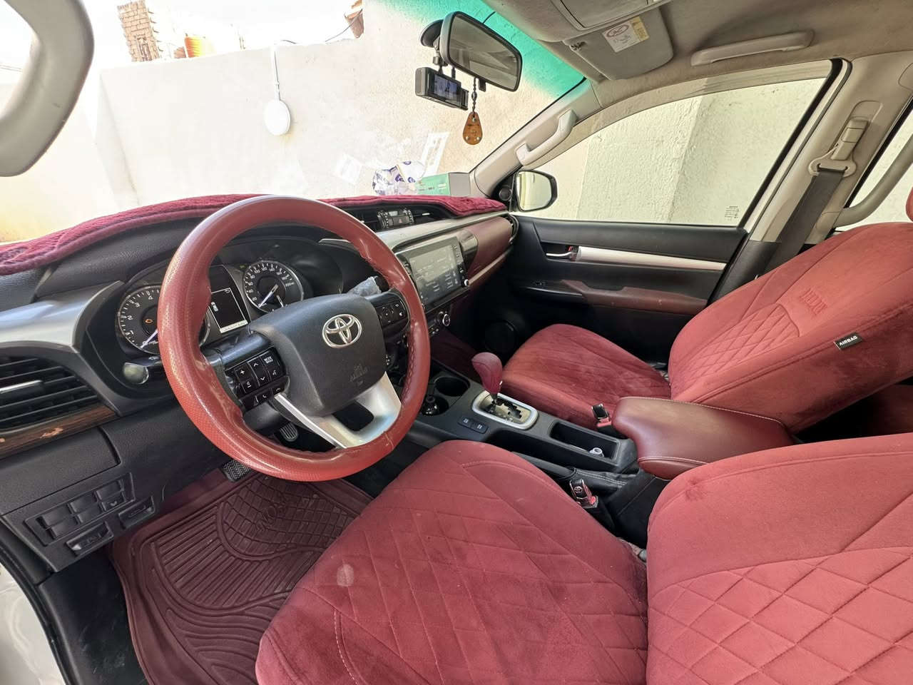 السلام علیکم
هايلوكس فورويل 2021 كير واتماتيك سياره جديدة كارتون مكفوله كفاله عامه من فتح وتبديل وصبغ و ضربه مواصفات فول تبريد 4 قطع حساسات خلفيه تخم تایر حدادیه جدیده تبريد ثلج تدفئة شغاله

وضع شركة سعره 265

وبيه مجال

*********** :الرقم

TOYOTA HILUX

+5

إضافة
