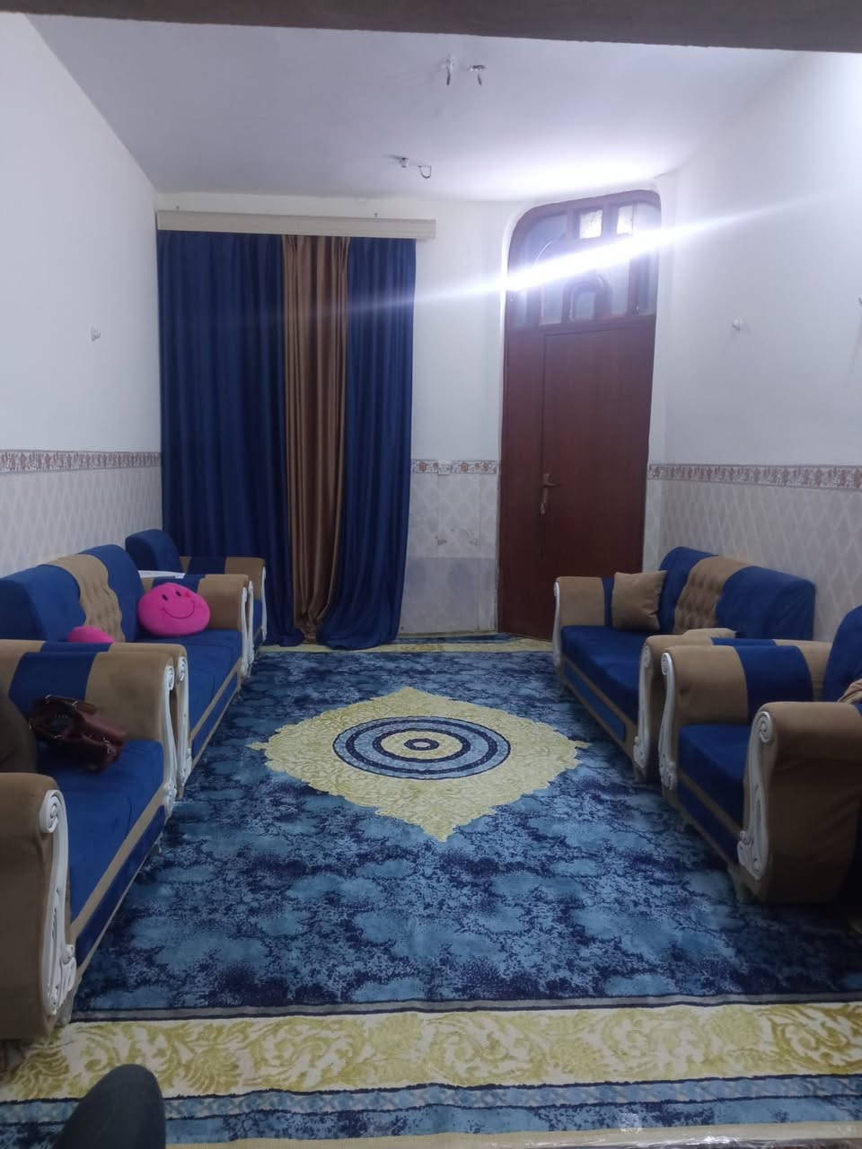 السلام عليكم
مشتمل للبيع طابو صرف الموقع المحاويل حي ابو سديرة بناء جديد مطلوب للمصرف 75 مليون تسديد بالشهر 440 موقع مميز مساحة المشتمل 100 م  للاستفسار الاتصال على الرقم الهاتف ***********
