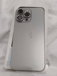 موبايل (( إيفون 15برو ماكس )) جهاز نضافته %99  اي زلغ مابي جهاز كلش نض...