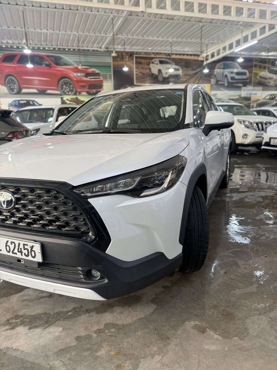 🏢 معرض الإمام المركزي
(شركة الذاكرون لتجارة السيارات)

🚘 كورولا كروس 2025
✨ فول مواصفات – داخل مخمل راقي

🔹 4 كامرات 360°
🔹 حساس خلفي
🔹 عداد المسافة: 18 كم فقط
🔹 ملاحظة: بارد بسيط بالباب الخلفي عكس السائق

💰 السعر: 25,750,000 دينار عراقي
🔻 قابل للتفاوض 🔻

📞 للاستفسار:
***********
📍 بغداد – الكريعات – شارع الوقف السني
