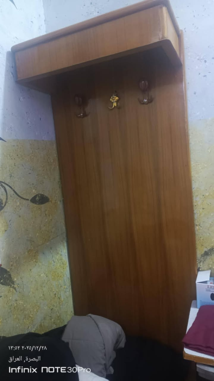 غراض بيت مال ناس محتاجه شرط النظافه كلمن وسعره والشراي يجي خاص والجربايه مع تاج فيها اضرار بسيطه


**إذا كنت صاحب هذا الإعلان وتريد حذفه لأي سبب، رجاءا أرسل رسالة إلى الدعم الفني**
