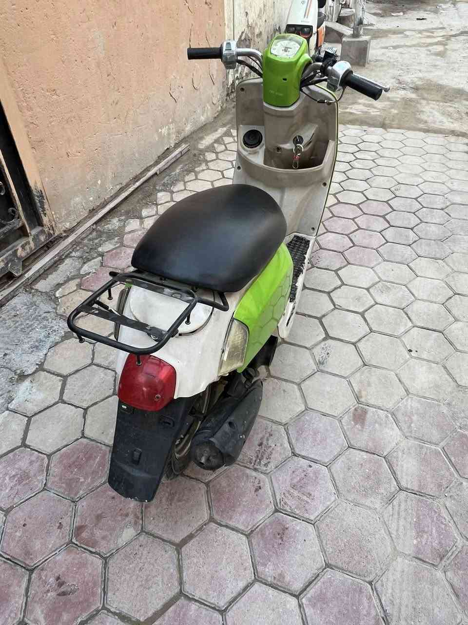 السلام عليكم دراجه ماكس بوليسي بوشه 49 للبيع الدراجه نضيفه وكلها شغاله كامله اشاير لايت بك لايت دشبول كله شغال السعر500 وبيها مجال مكاني كربلاء حي العباس شراي تصل ***********
