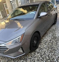 للبيع  النترا وارد امريكي موديل 2020  رقم اسليمانيه الدولي الجديد تحوي...