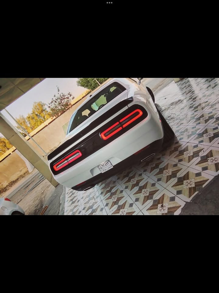 السلام عليكم دوج جالنجر موديل 2023 للبيع 

فئة SXT بصمه كشن كهرباء 6سلندر ماشيه 29091mi وارد أمريكي الحادث دعاميه وبنيد بدون شواصي سياره فول جديده بدون رقم تترقم وان ما يعجبك مكان السياره حله شارع الطاقه حي المرتضى 

السعر 195 $ وبيه مجال 

الاستفسار على الرقم*********** بي واتساب

