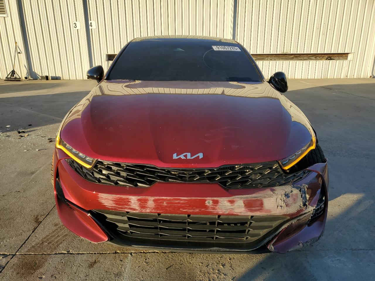 #أعـــلان_مــــــــــزاد #مكتب_بوابة_دبي
سعر نقل مخفض الى جميع الموانئ
ـ نوع السيارة : 2024 KIA K5 GT
ـ تاريخ المزايدة : 20/2/2026 الساعة 6:00 مساء 
ـ السعر : حسب تاريخ المزايدة المذكور أعلاه: 3200$ دولار 
ـ الضرر والمواصفات : حسب الصور المرفقة
-جميع السيارات الهايبرد الكهرباء معفي
من الكمرك الضريبة والرقم مجاناً
ملاحـــظــة .. السيارات المعروضة داخل الصفحة هي مجرد نماذج بسيطة للمزاد
وللمزيد من المعلومات الحضور الساعة الرابعة عصرا الى مقر الشركة الكائن في:
شارع الحزام الاخضر المدينة المايئة- مقابيل حي العدالة #النجف_الاشرف
المكتب ***********
زيد الطفيلي***********
عبد الله الزاملي***********
للانضمام لكروب الواتساب اضغط ع رابط
https://chat.whatsapp.com/HEg5DTFOYCnFPwSoSvOuuq
