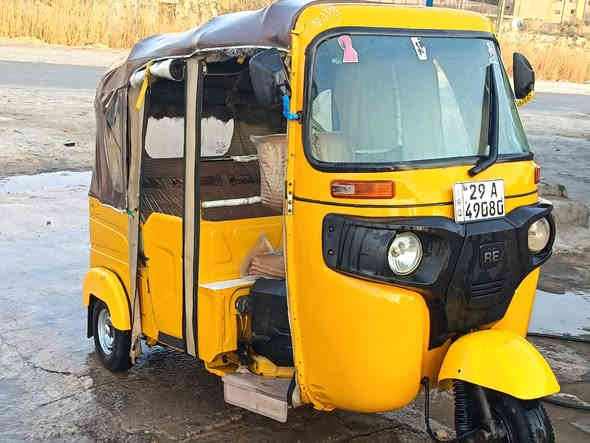 سلام عليكم تكتك 21 مصبوقه صبق عام السعر 6500وبيها مجال لشراي ***********
