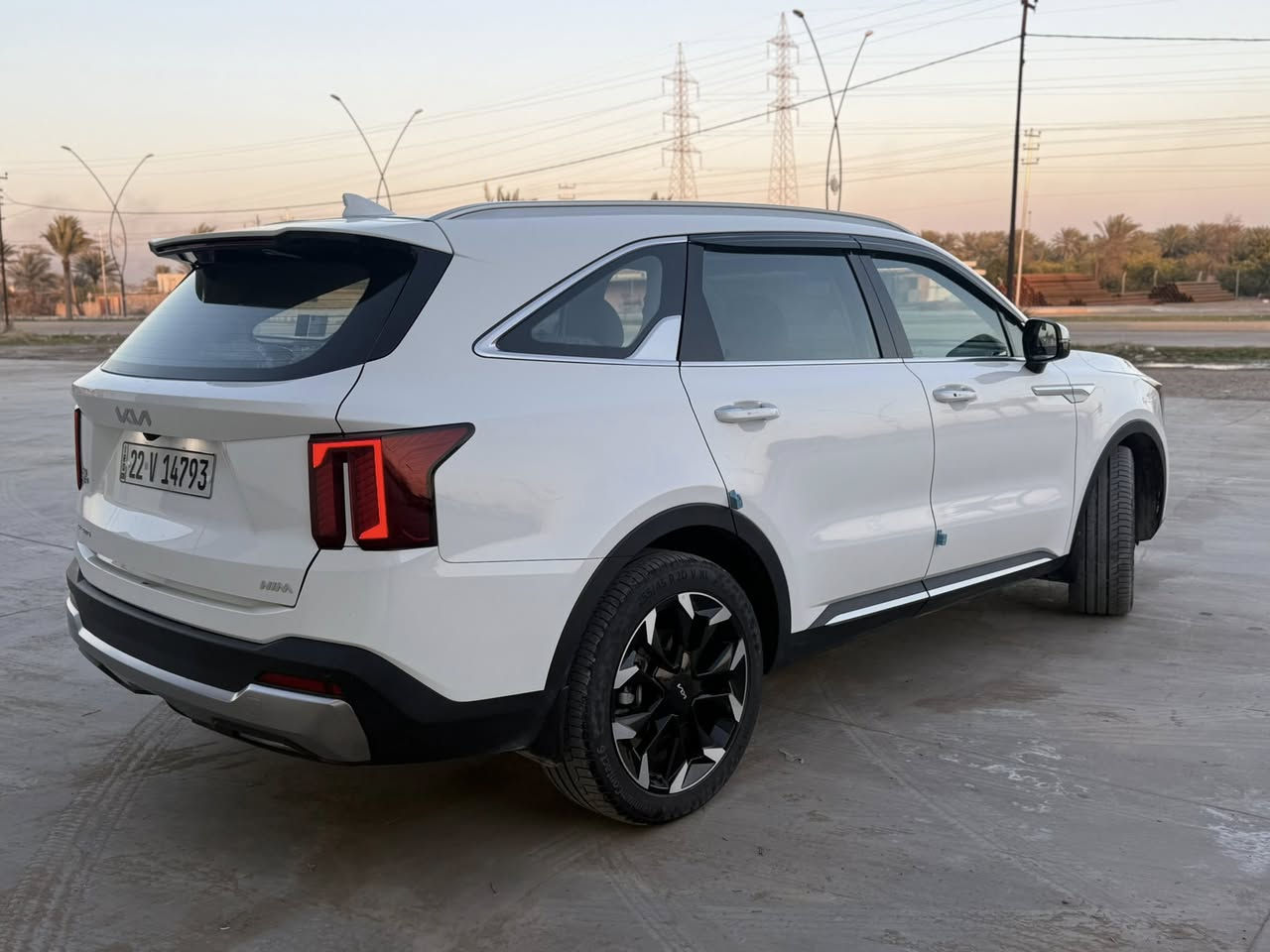 السلام عليكم / كيا سورنتو 2025 خليجي 6 سلندر وكاله NIMضمان / مواصفاتها بانوراما سقف بصمه ابواب جنطه كهرباء كامرتين ويل 20 كشانه جلد .كشنات كهرباء تدفئه تبريد / حساسات اماميه خلفيه / ماشيه 29 / مكفوله كفاله عامه من التعديل والبارد والشخط / رقم اربيل تحويل مباشر / السعر $ 335 ورقه بيها مجال للشراي /***********
