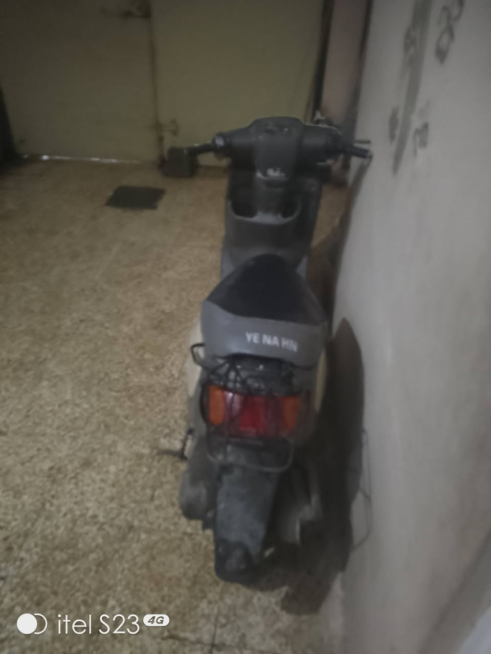 ماطور للبيع
ماطور بزون نفخ للبيع
شاصي شرط 
معمر جديد 
كمزه او معدل فول 
وايرمنيه شغاله بس بك لايت 
كلوبات بس 
سعر 130 او بي مجال 
حي الصمود يم دورت بغداد 
رقم اسيا ***********
بي وتاسب
