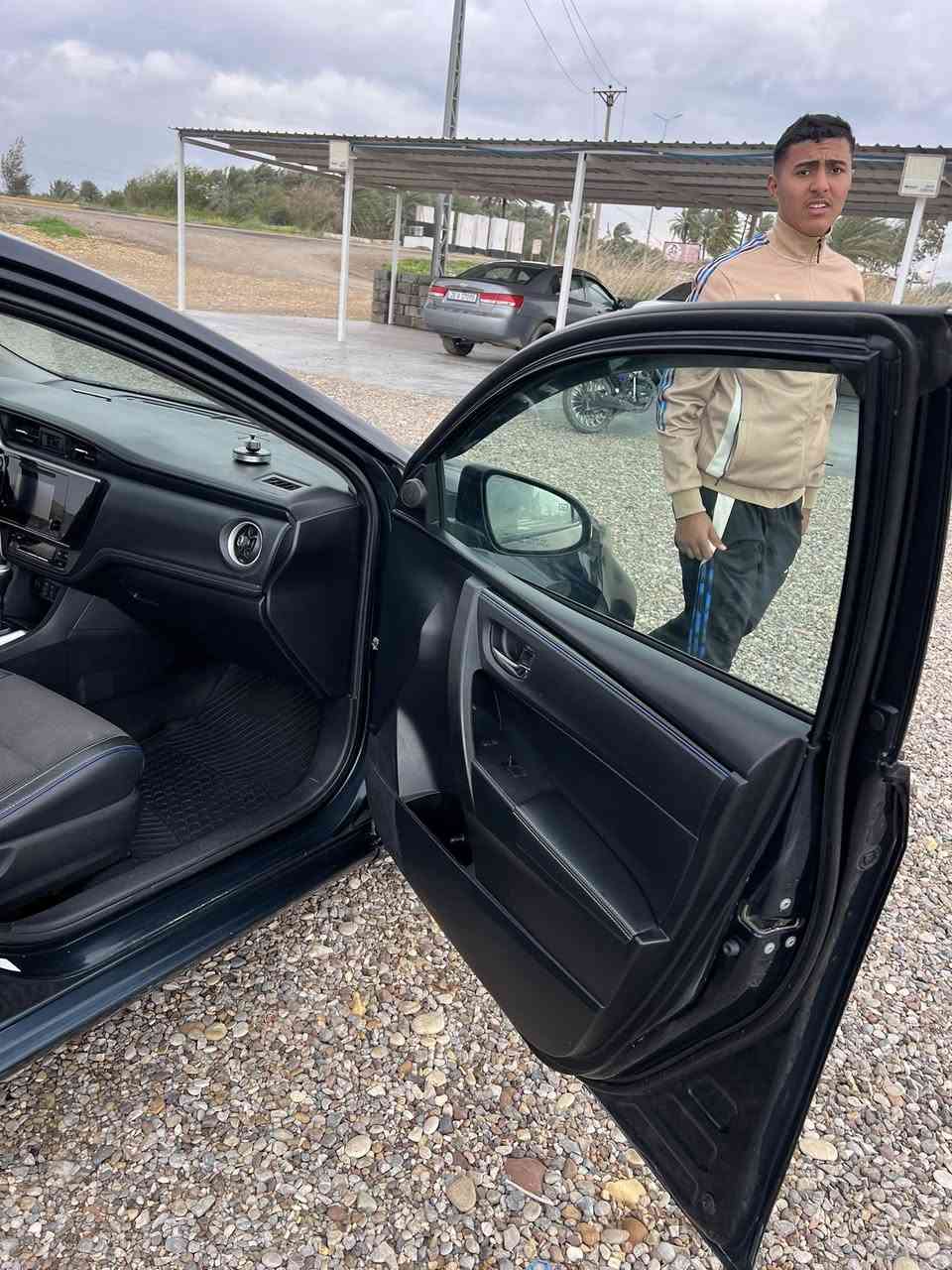 السلام عليكم اخوان كورلاللبيع 2018 مكفوله كير محرك مكفول السعر 132بيها مجال الاستفسار اكثر. ‭0773 741 2527‬
المكان الخالص
